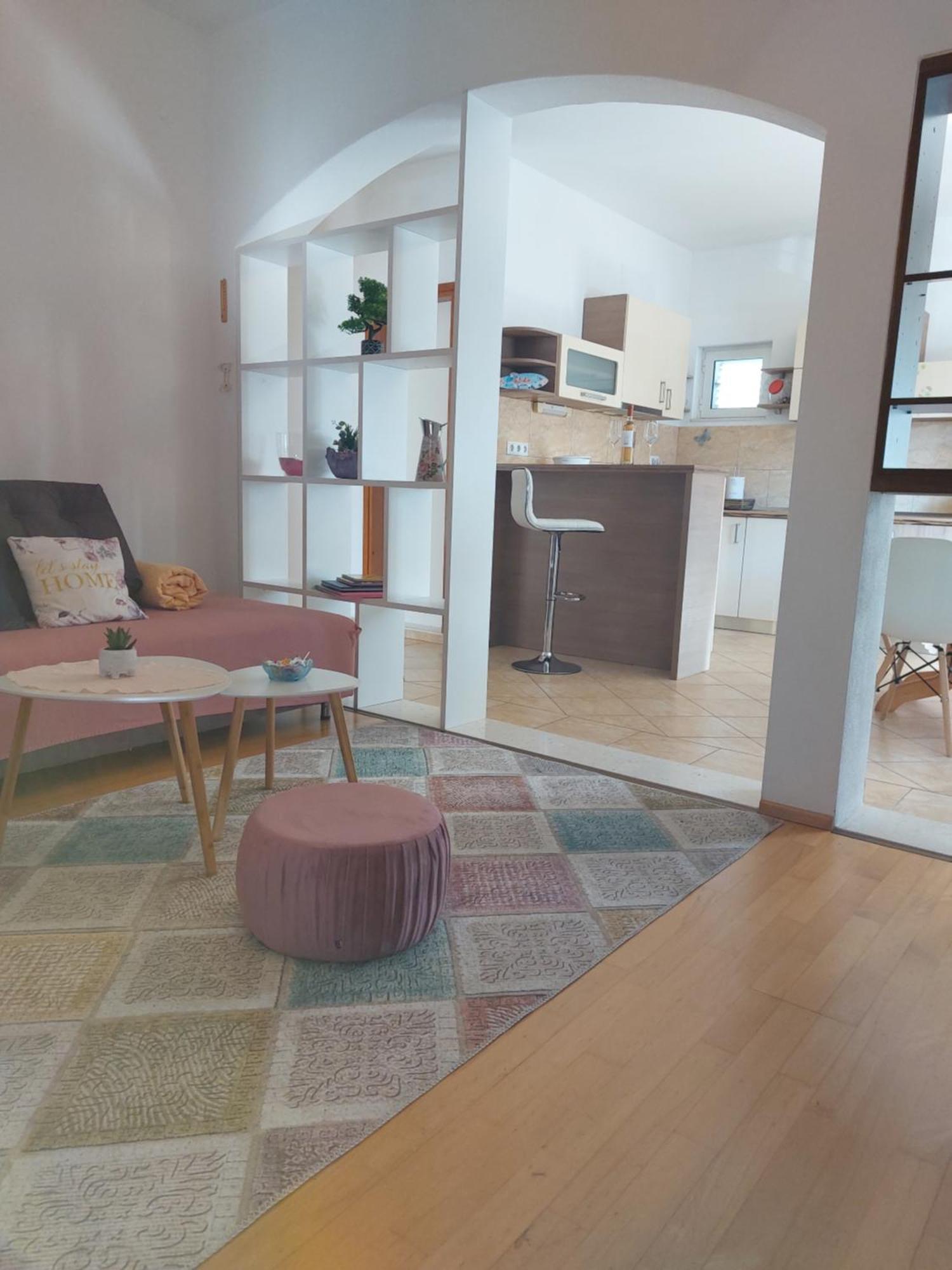 Zvonimir Apartma *