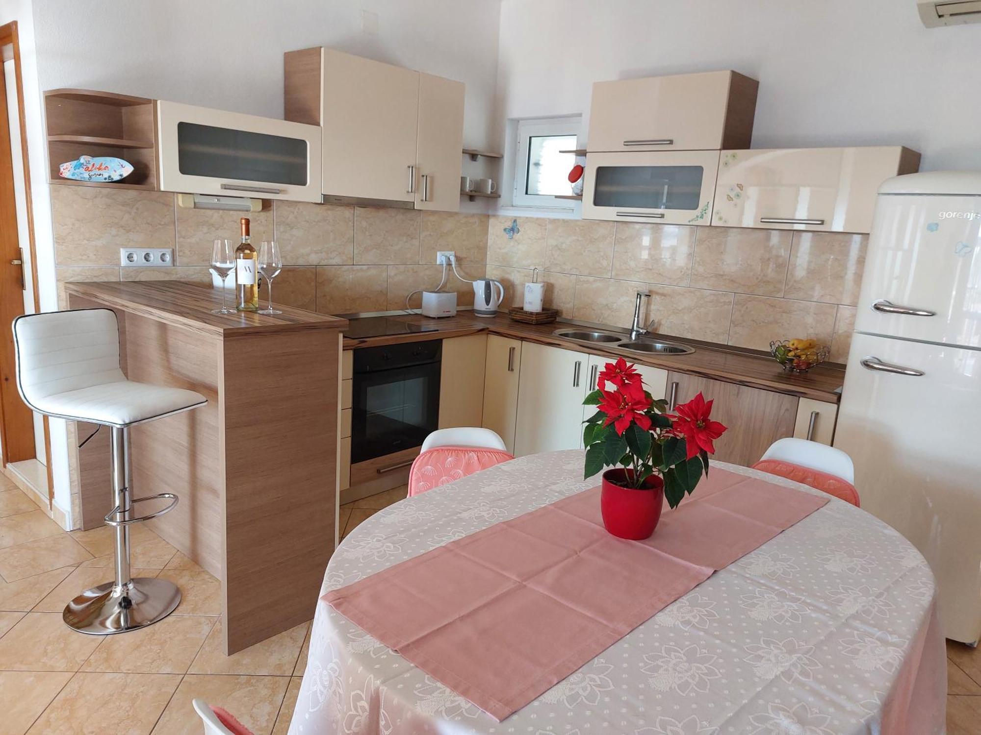Zvonimir Apartma *